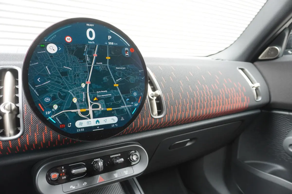 E | John Cooper Works Uitvoering | Pakket L | Driving Assistant Plus | HIFI System Harman Kardon | MINI Head-Up Display