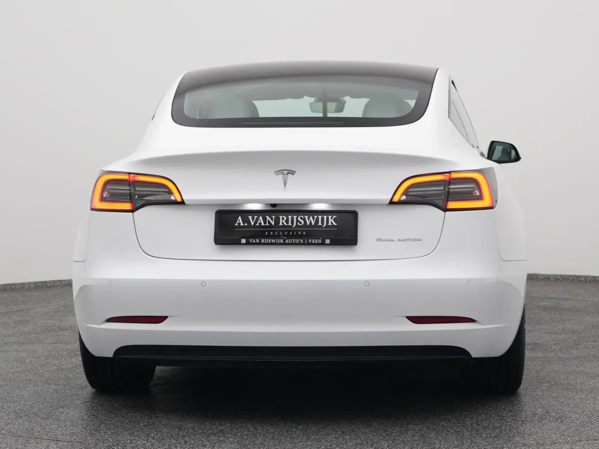 Long Range AWD 75 kWh | PANO | CAMERA | STOELVERWARMING