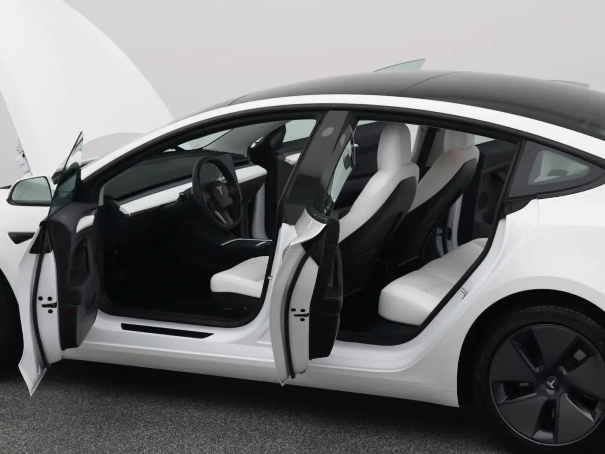 Long Range AWD 75 kWh | PANO | CAMERA | STOELVERWARMING