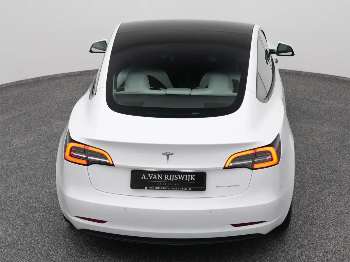 Long Range AWD 75 kWh | PANO | CAMERA | STOELVERWARMING