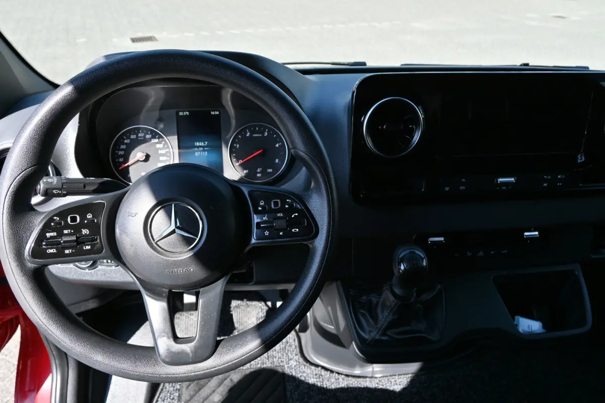 515 CDI L3 Bakwagen Geveerde stoel, MBUX 10.25 met Apple Carplay/Android Auto
