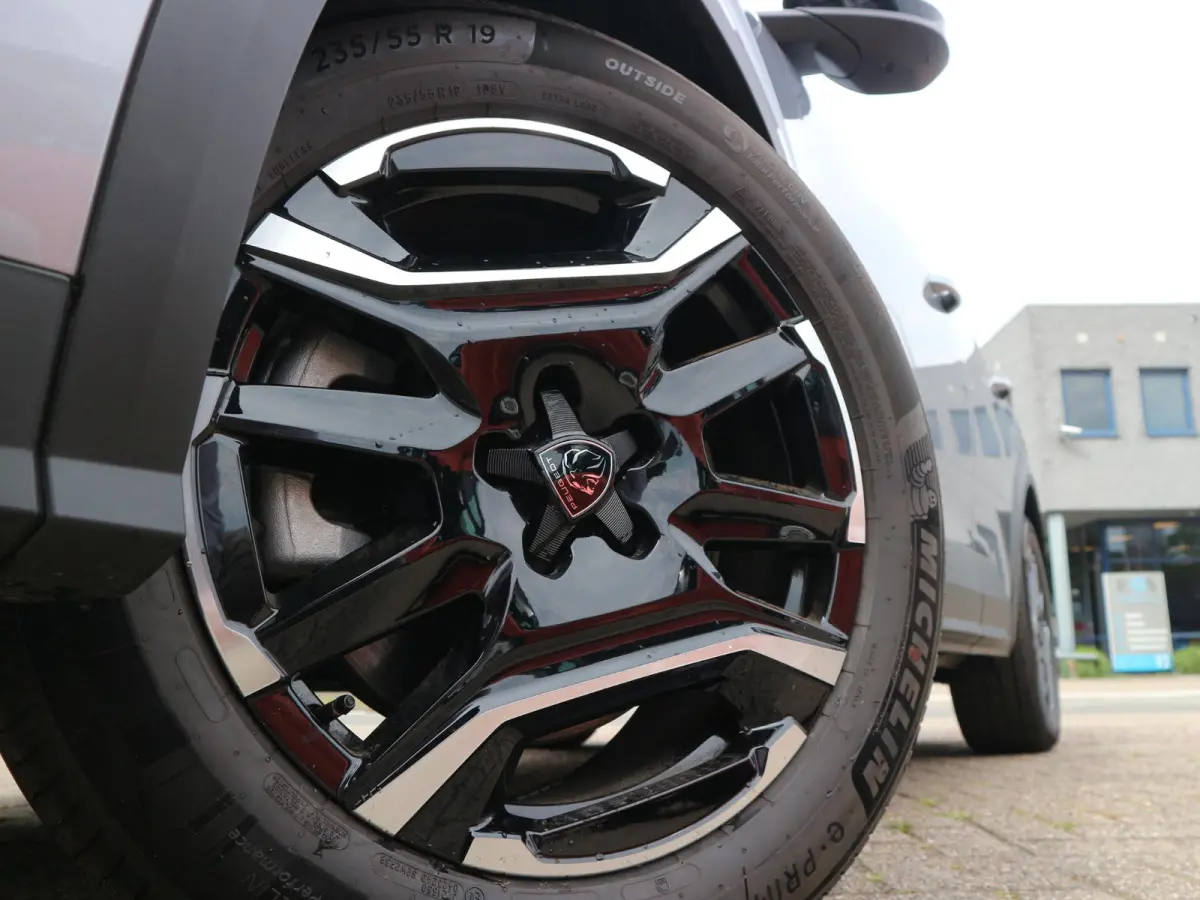 1.6 plug-in Hybrid 195 Allure / 360 Camera / Afneembare Trekhaak / Voorraad Voordeel