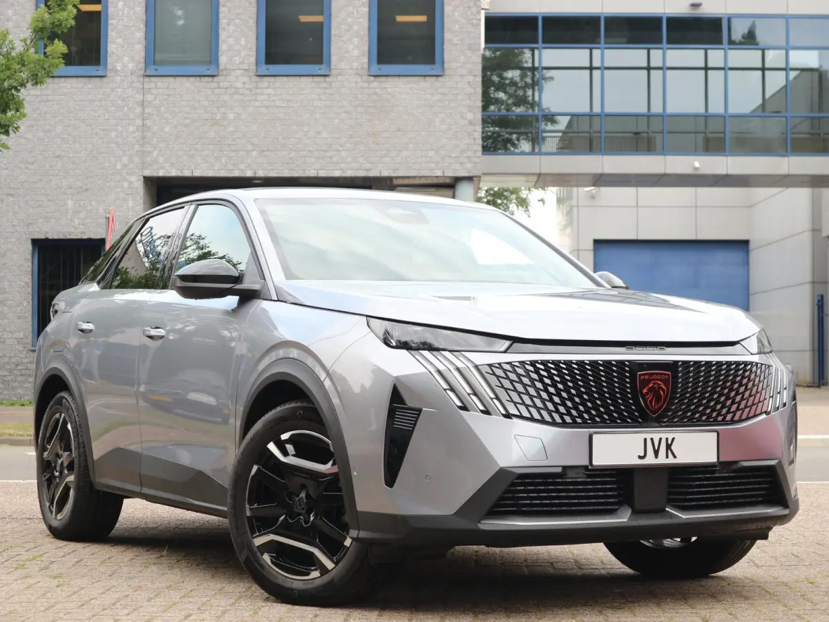 1.6 plug-in Hybrid 195 Allure / 360 Camera / Afneembare Trekhaak / Voorraad Voordeel