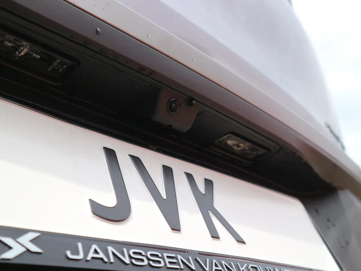 1.6 plug-in Hybrid 195 Allure / 360 Camera / Afneembare Trekhaak / Voorraad Voordeel