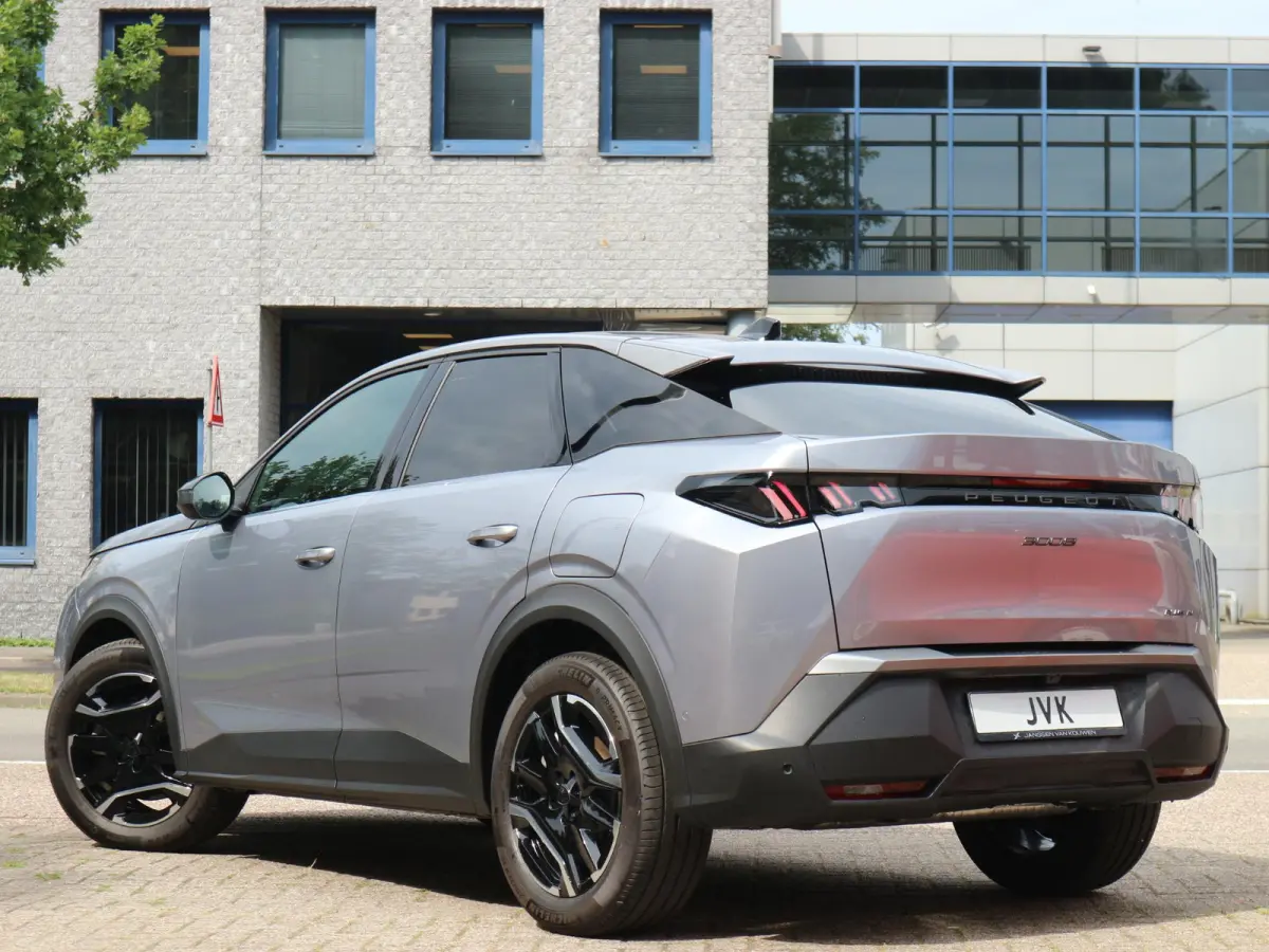 1.6 plug-in Hybrid 195 Allure / 360 Camera / Afneembare Trekhaak / Voorraad Voordeel