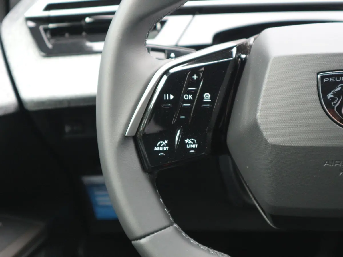 1.6 plug-in Hybrid 195 Allure / 360 Camera / Afneembare Trekhaak / Voorraad Voordeel