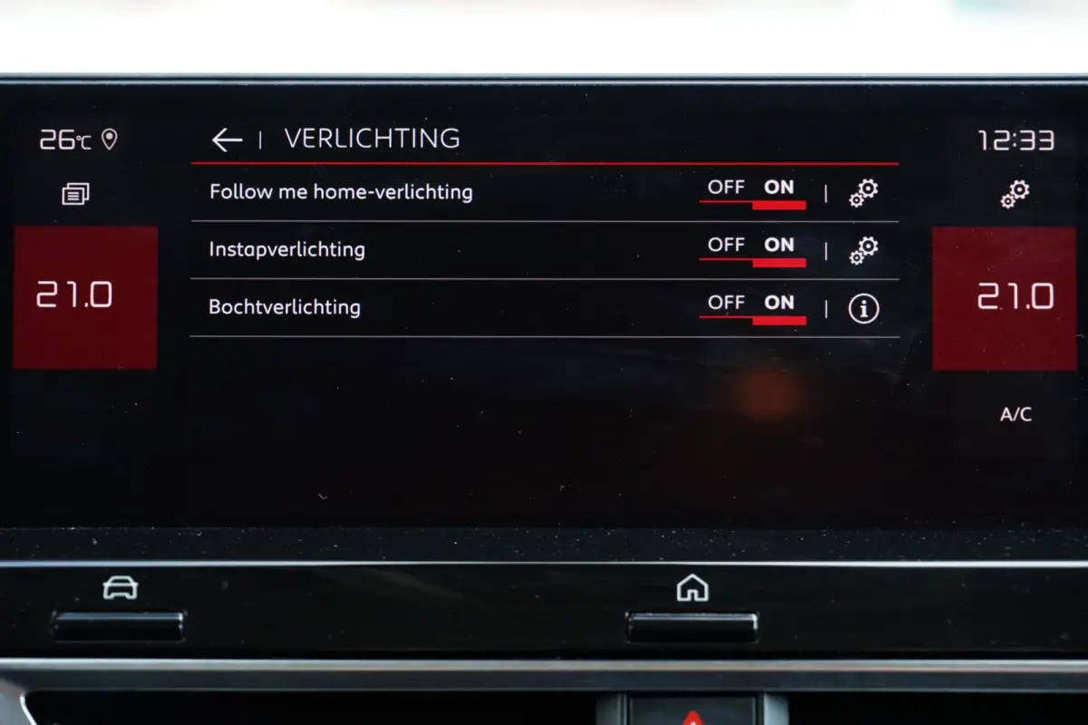 1.2 Puretech Feel, NL, CarPlay, PDC, clima, cruise