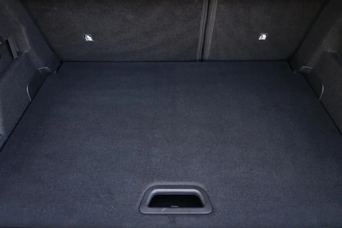 1.2 Puretech Feel, NL, CarPlay, PDC, clima, cruise