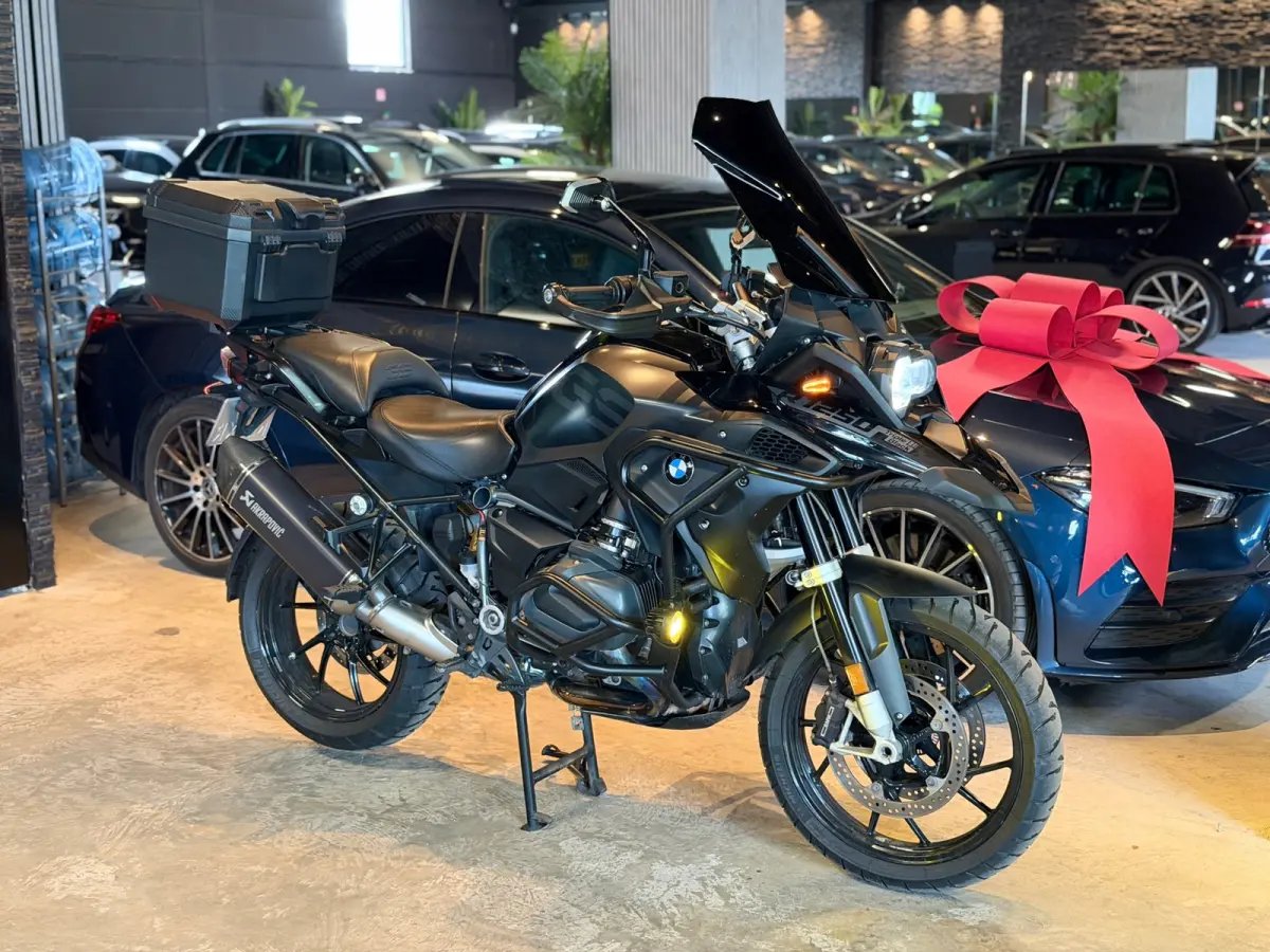 All-Road Tripple black|Akra|Bomvol|Nieuw Onderhoud
