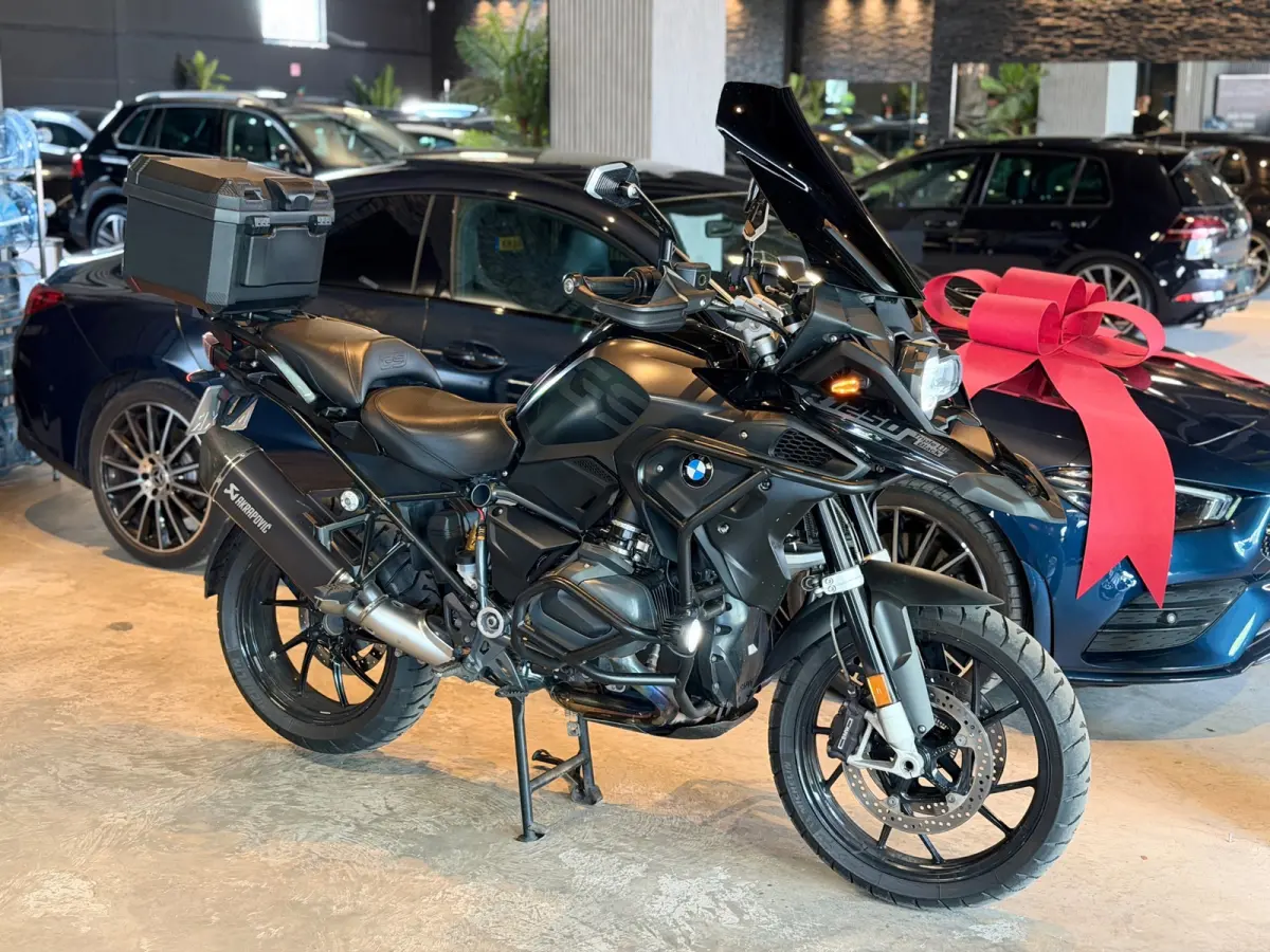 All-Road Tripple black|Akra|Bomvol|Nieuw Onderhoud
