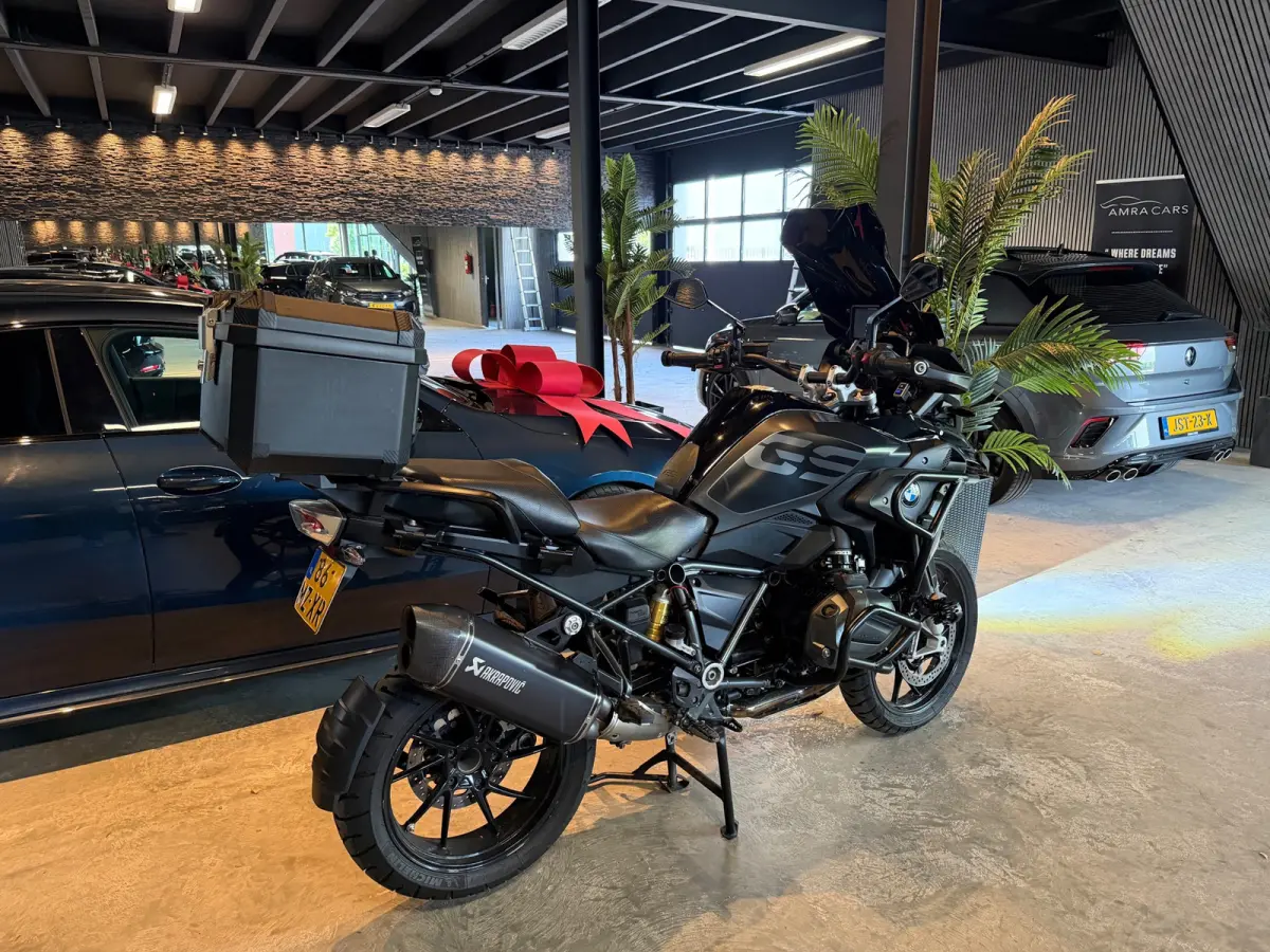 All-Road Tripple black|Akra|Bomvol|Nieuw Onderhoud