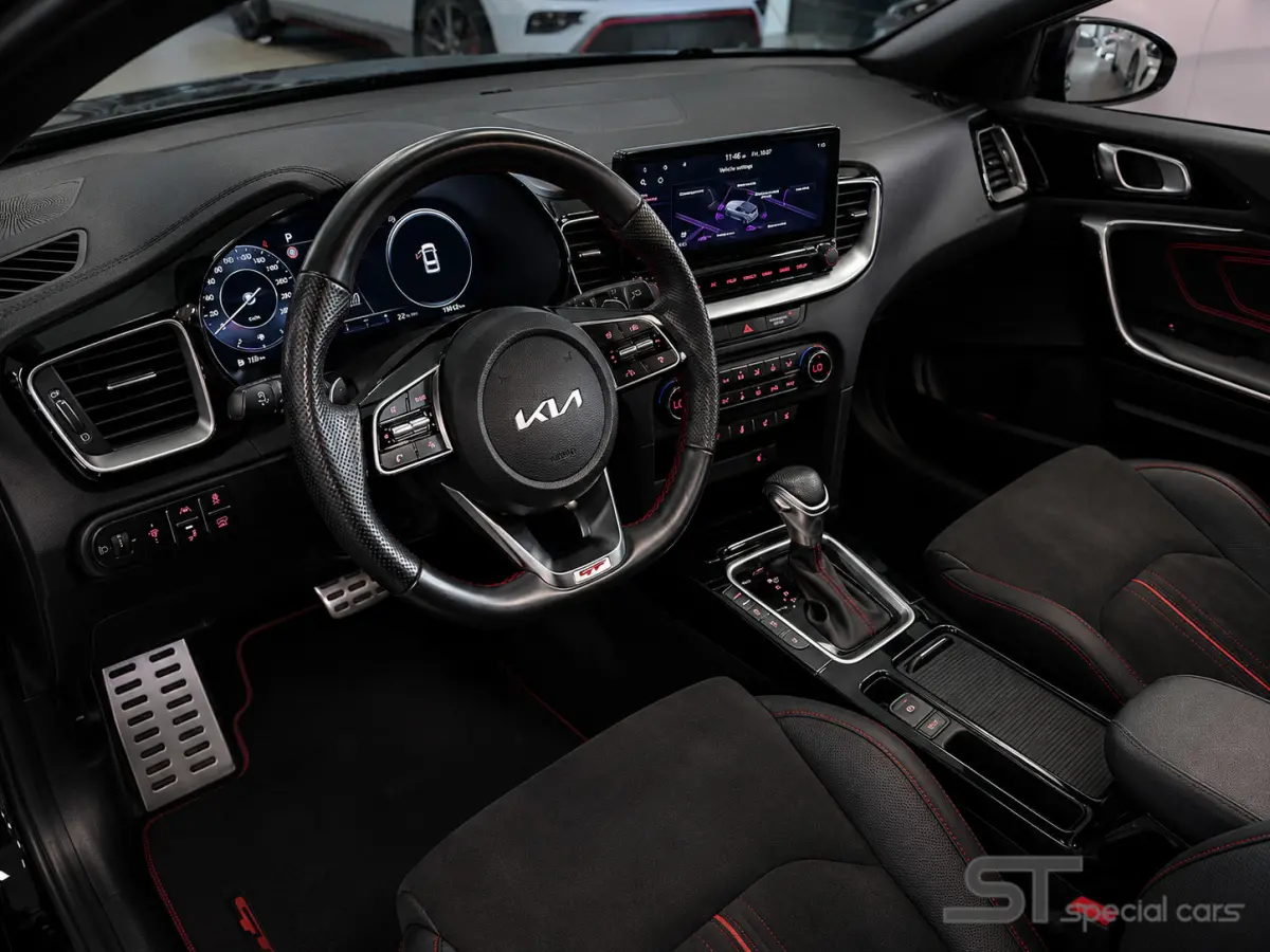 1.6 T-GDi GT|Bastuck uitlaat|19 inch