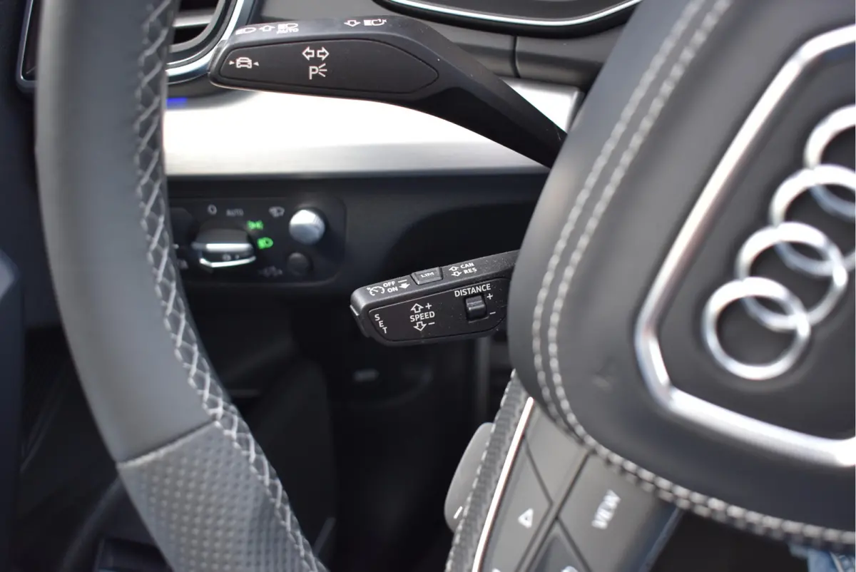 55 TFSI e S-Line 367 Pk Pano RS-Stoel Lucht Keyless 360 Camera HUD 20 Inch