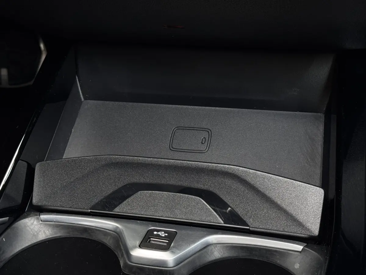 118i M-Sport | Pano | NL-Auto | Leder + Sportstoelen | Camera | Stoelverwarming
