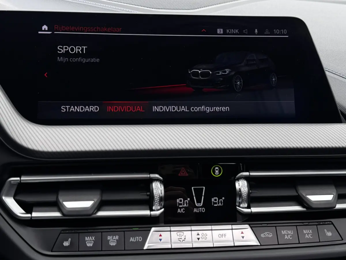 118i M-Sport | Pano | NL-Auto | Leder + Sportstoelen | Camera | Stoelverwarming