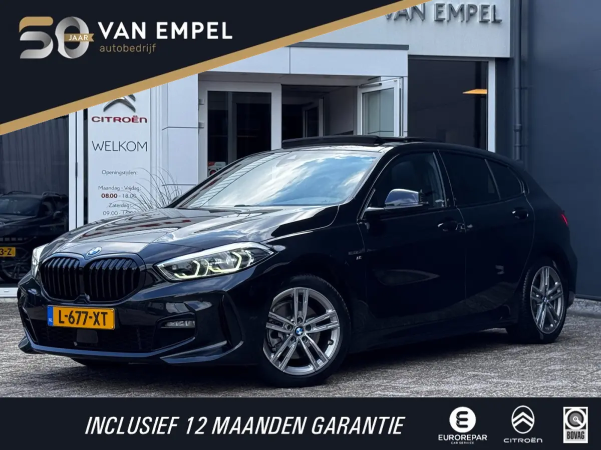 118i M-Sport | Pano | NL-Auto | Leder + Sportstoelen | Camera | Stoelverwarming