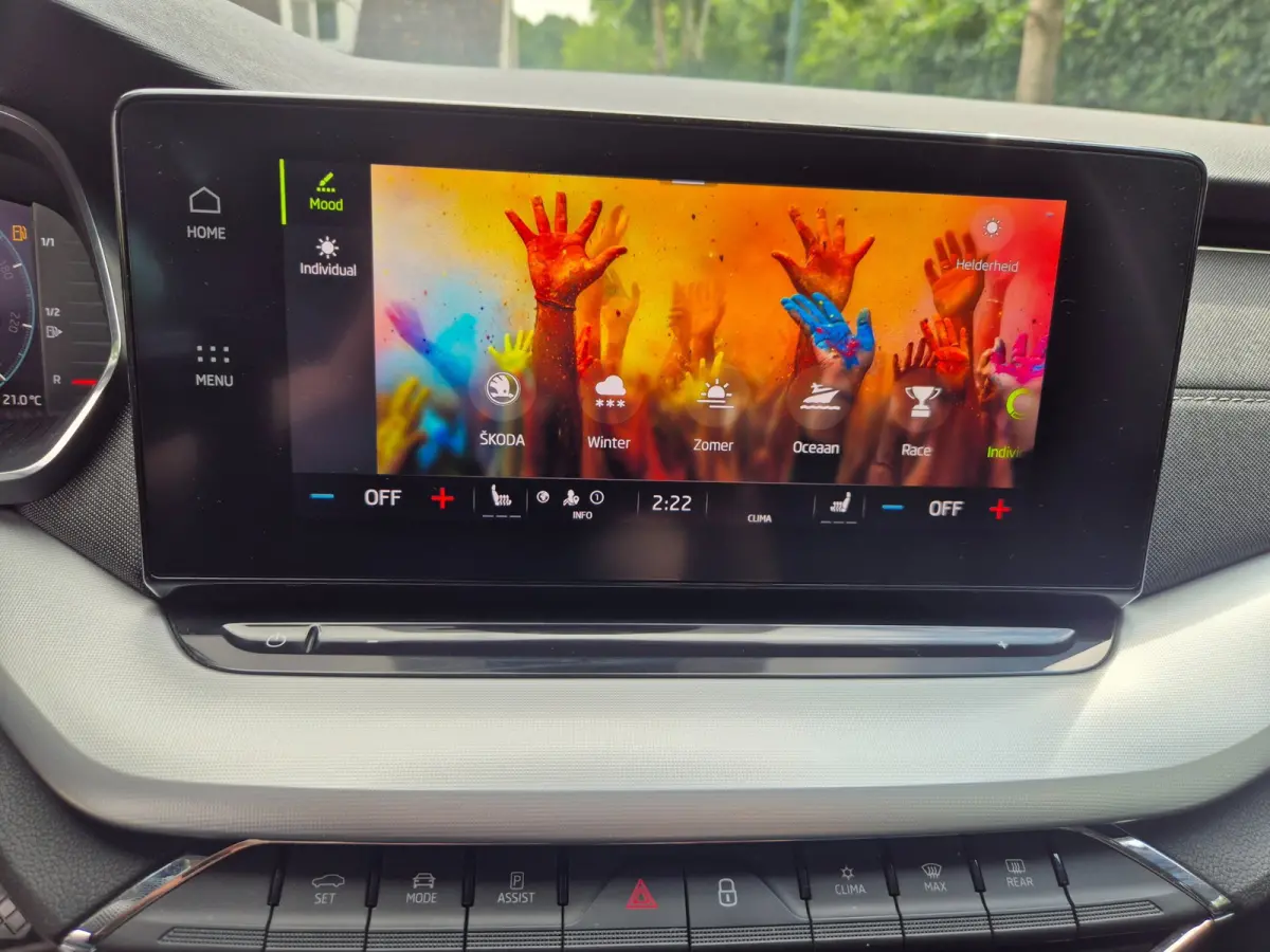 Edition Plus Trekhaak CarPlay HUD Virtual dash facelift 2e-eig 100% NAP TSI Business Edition Plus