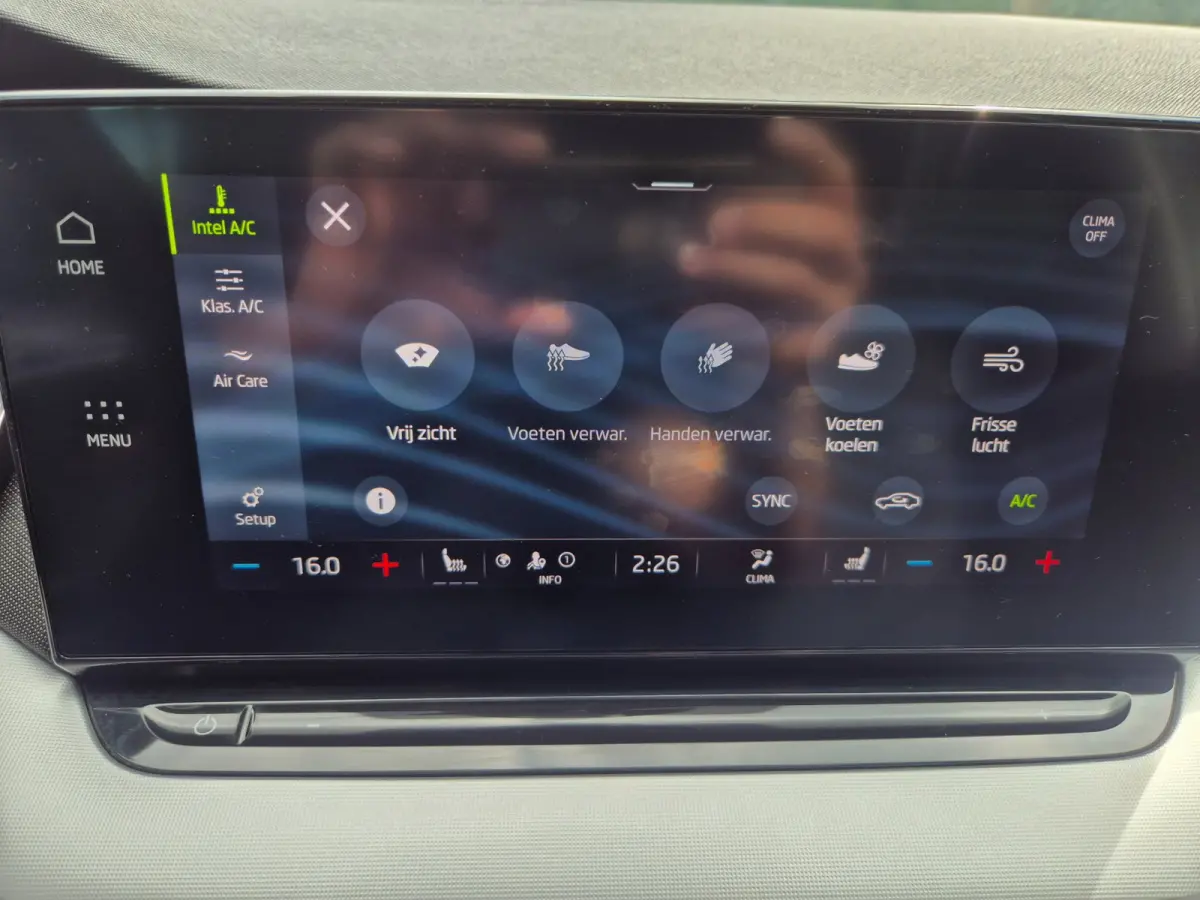 Edition Plus Trekhaak CarPlay HUD Virtual dash facelift 2e-eig 100% NAP TSI Business Edition Plus