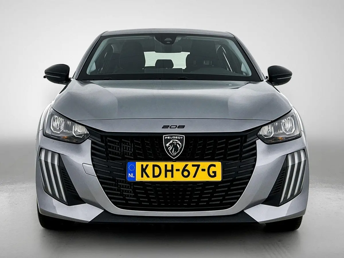1.2 100pk Style | 1ste eigenaar | Apple Carplay/Android Auto | Airco | Navigatie | Lederen Stuurwiel | DAB Radio | Cruise Control | LED | Isofix | Bluetooth | Parkeersensoren |