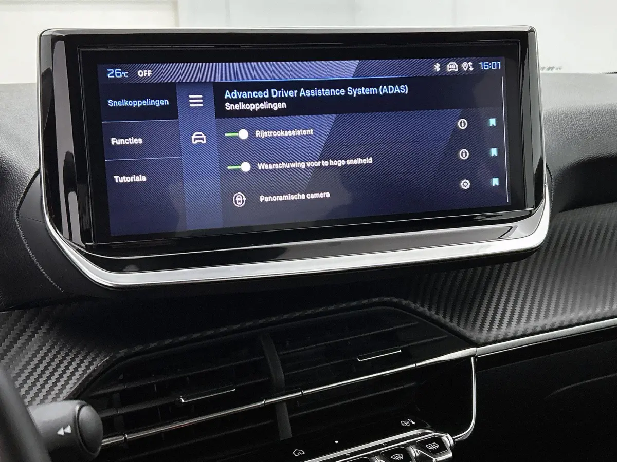 1.2 100pk Style | 1ste eigenaar | Apple Carplay/Android Auto | Airco | Navigatie | Lederen Stuurwiel | DAB Radio | Cruise Control | LED | Isofix | Bluetooth | Parkeersensoren |