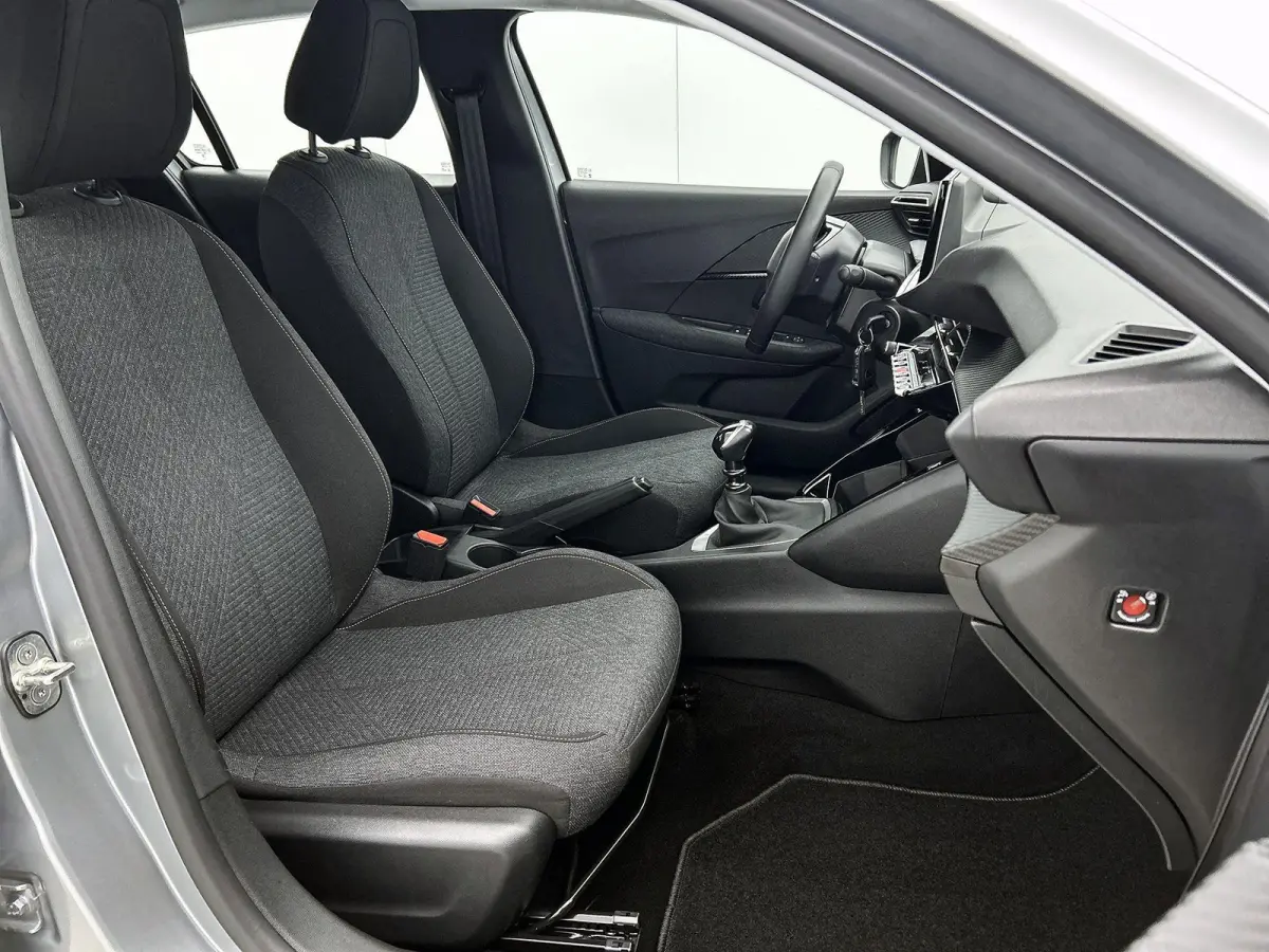 1.2 100pk Style | 1ste eigenaar | Apple Carplay/Android Auto | Airco | Navigatie | Lederen Stuurwiel | DAB Radio | Cruise Control | LED | Isofix | Bluetooth | Parkeersensoren |