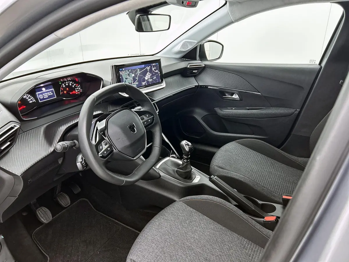 1.2 100pk Style | 1ste eigenaar | Apple Carplay/Android Auto | Airco | Navigatie | Lederen Stuurwiel | DAB Radio | Cruise Control | LED | Isofix | Bluetooth | Parkeersensoren |