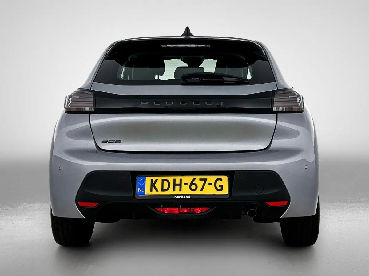 1.2 100pk Style | 1ste eigenaar | Apple Carplay/Android Auto | Airco | Navigatie | Lederen Stuurwiel | DAB Radio | Cruise Control | LED | Isofix | Bluetooth | Parkeersensoren |