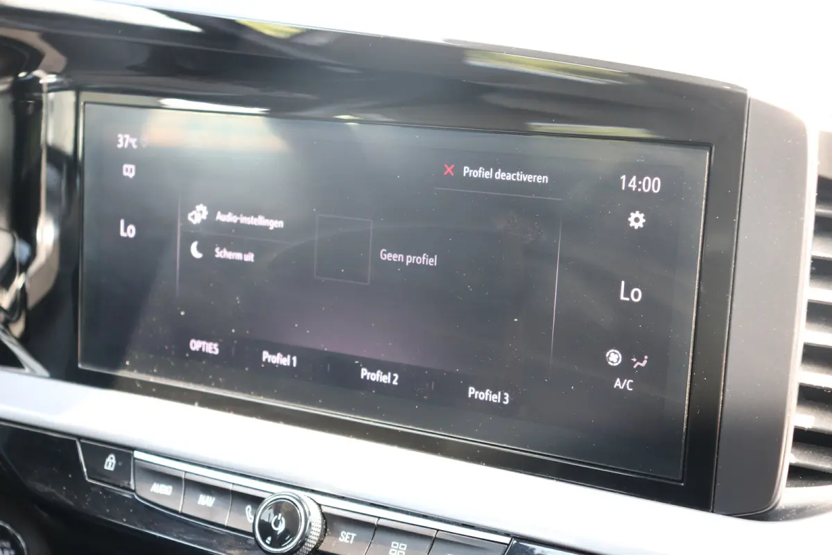 1.2 Business Elegance | Navi | Camera | All season banden | Apple Carplay/Android | Stuurwiel verwarmd |