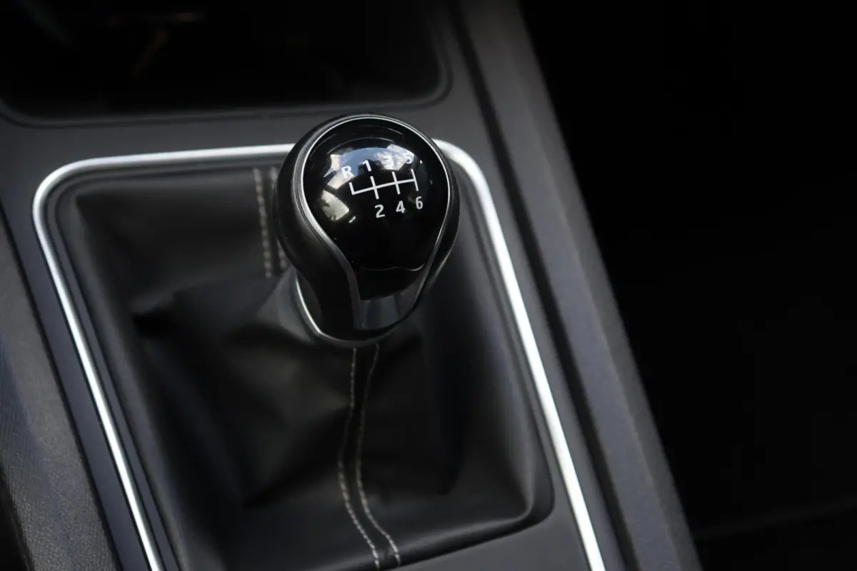 1.5 TSI l NAVI l VIRTUAL COCKPIT l STUURVERWARMING l STOELVERWARMING l CAMERA l PDC