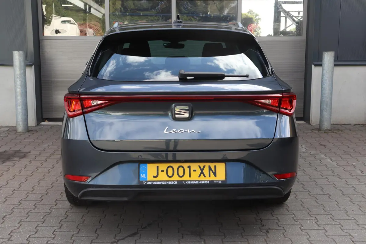 1.5 TSI l NAVI l VIRTUAL COCKPIT l STUURVERWARMING l STOELVERWARMING l CAMERA l PDC