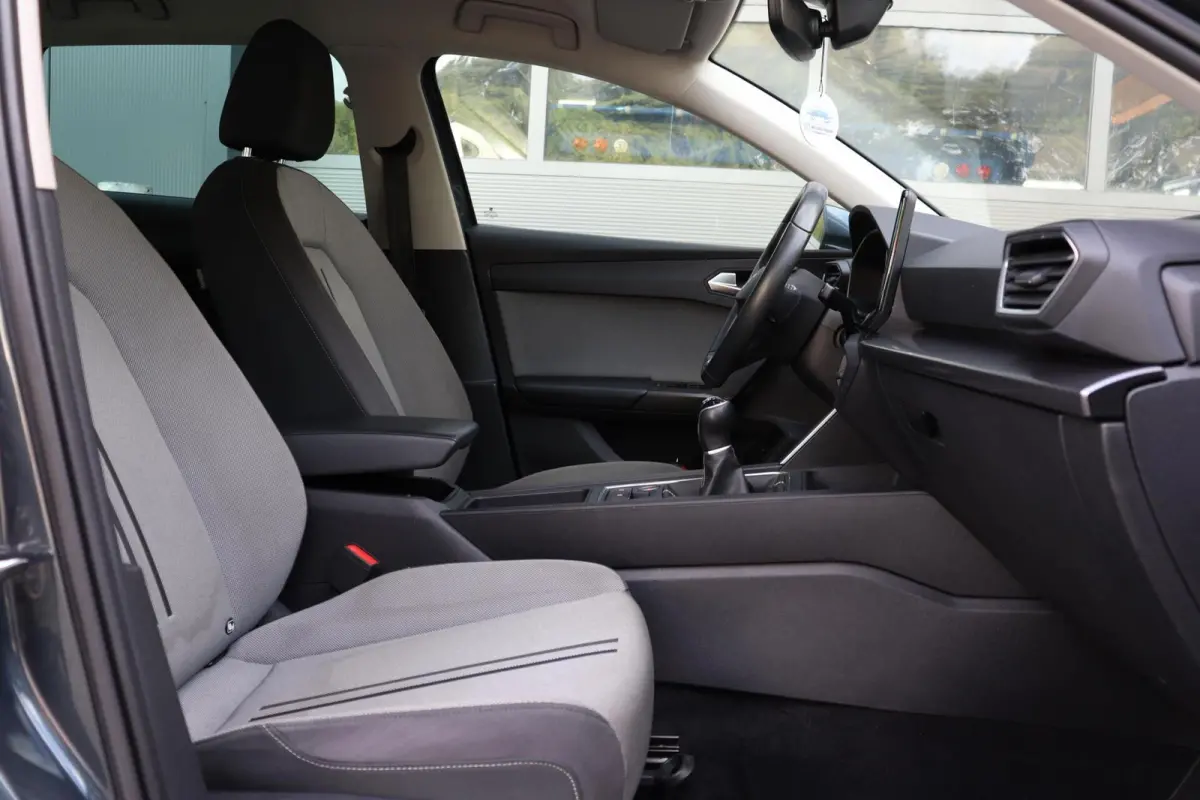 1.5 TSI l NAVI l VIRTUAL COCKPIT l STUURVERWARMING l STOELVERWARMING l CAMERA l PDC