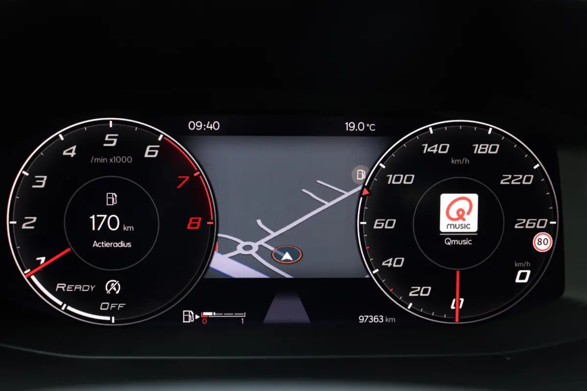1.5 TSI l NAVI l VIRTUAL COCKPIT l STUURVERWARMING l STOELVERWARMING l CAMERA l PDC