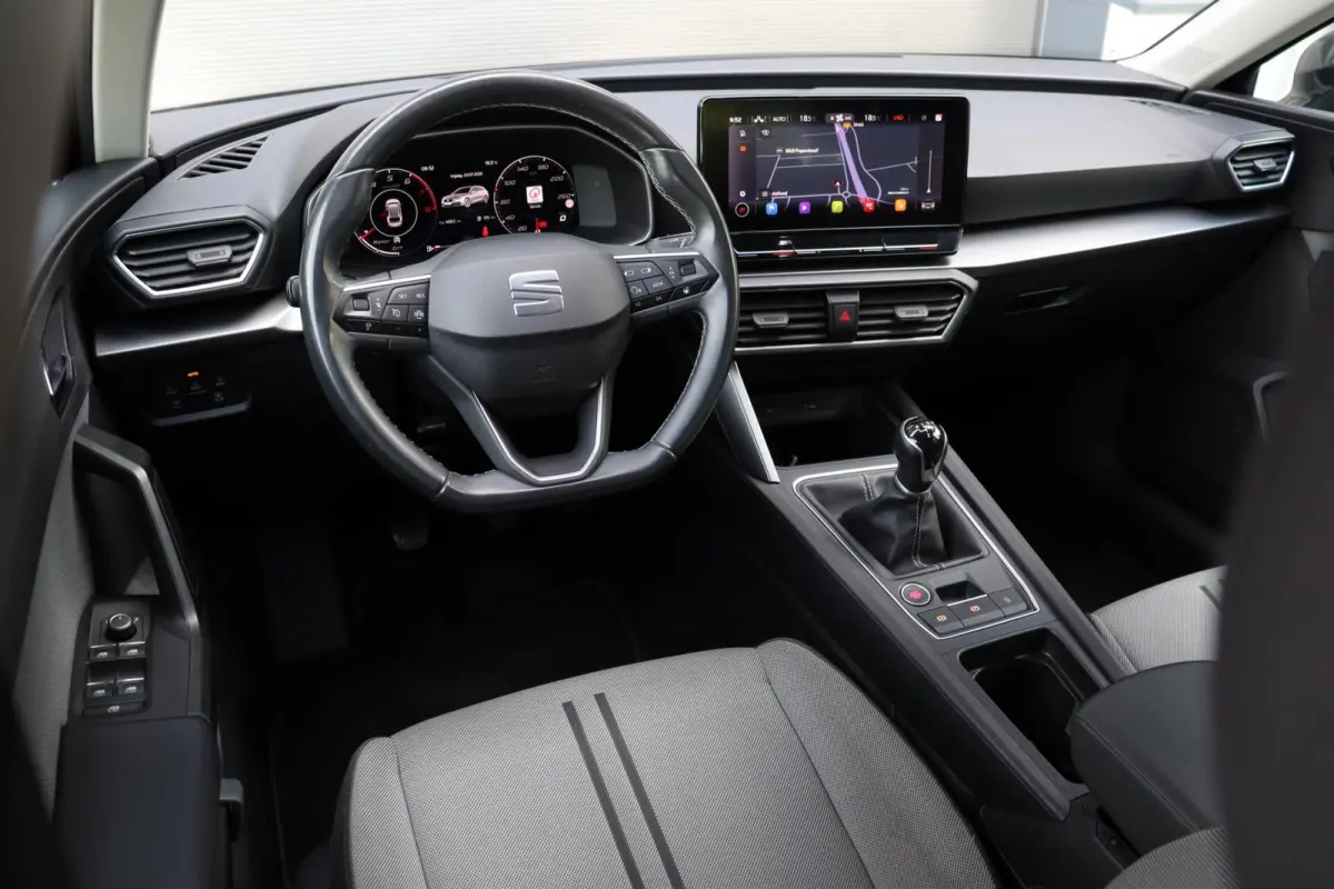 1.5 TSI l NAVI l VIRTUAL COCKPIT l STUURVERWARMING l STOELVERWARMING l CAMERA l PDC