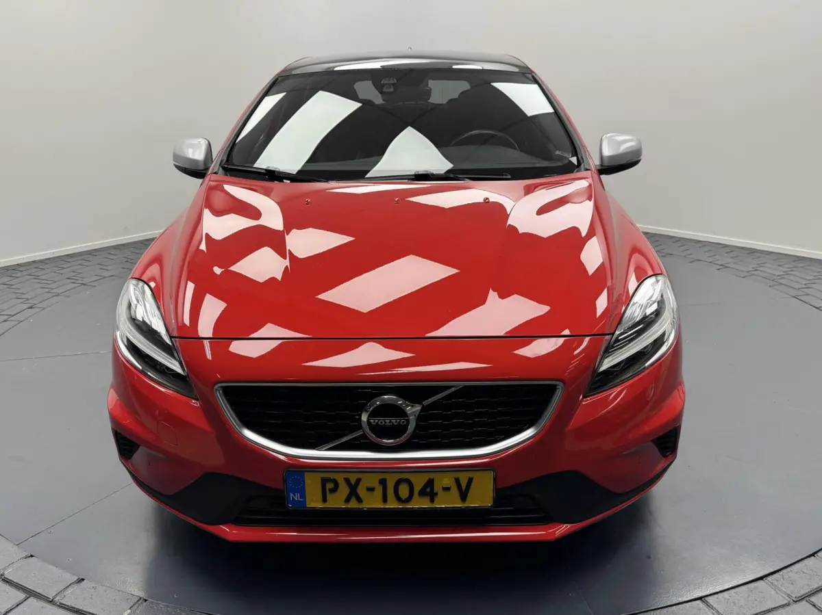 2.0i T4 R-Design Navigatie-Cr.contr-Clima-Camera-Parkeersensoren-Panoramadak-Stoelverwarming-Leder-LED-Lm18''velgen