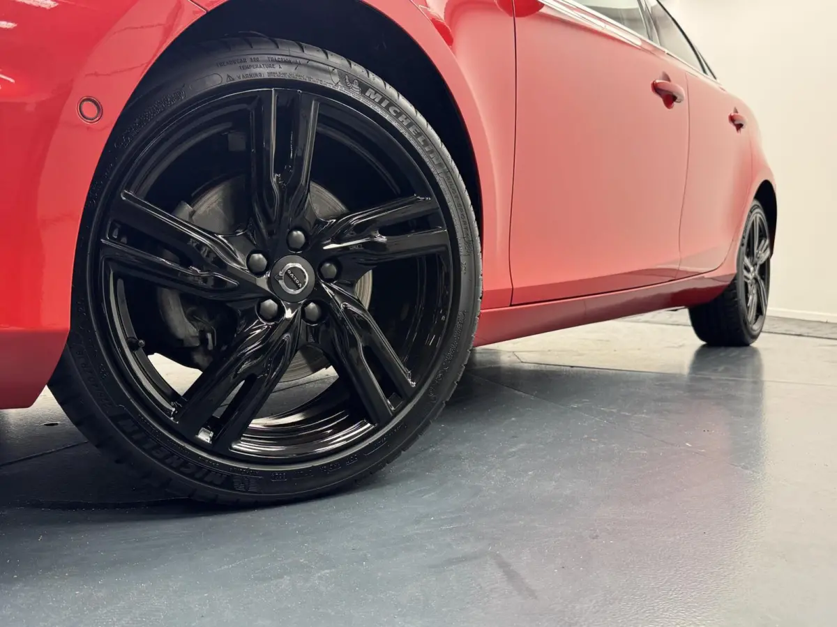 2.0i T4 R-Design Navigatie-Cr.contr-Clima-Camera-Parkeersensoren-Panoramadak-Stoelverwarming-Leder-LED-Lm18''velgen