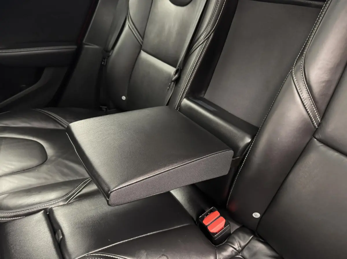 2.0i T4 R-Design Navigatie-Cr.contr-Clima-Camera-Parkeersensoren-Panoramadak-Stoelverwarming-Leder-LED-Lm18''velgen