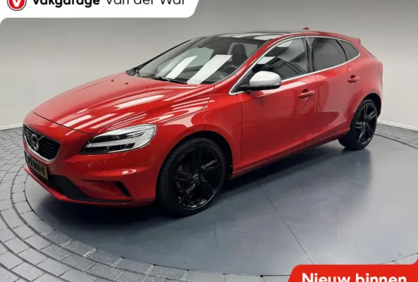 2.0i T4 R-Design Navigatie-Cr.contr-Clima-Camera-Parkeersensoren-Panoramadak-Stoelverwarming-Leder-LED-Lm18''velgen