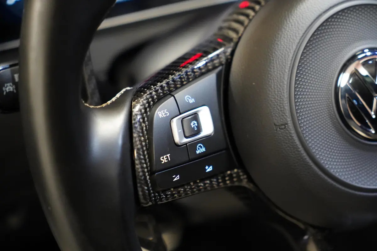 2.0 TSI 4Motion R BOMVOL|AKRA||MEMORY|