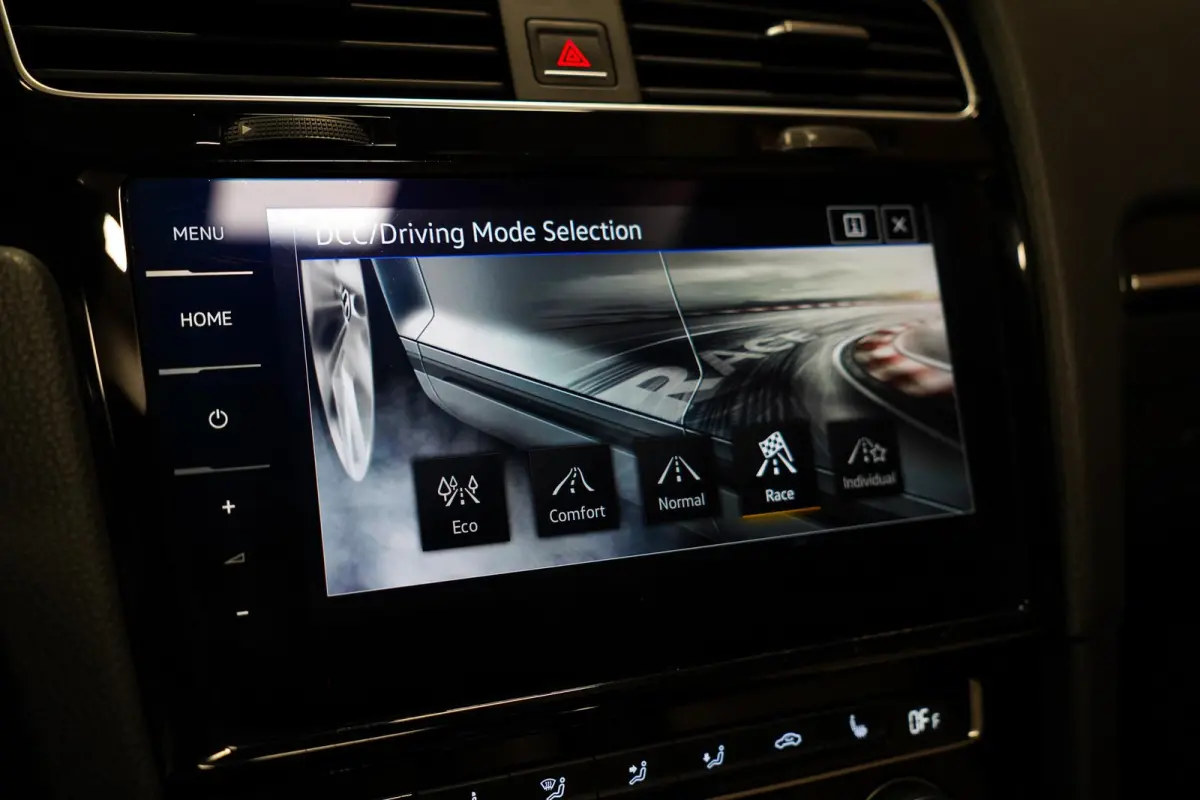2.0 TSI 4Motion R BOMVOL|AKRA||MEMORY|