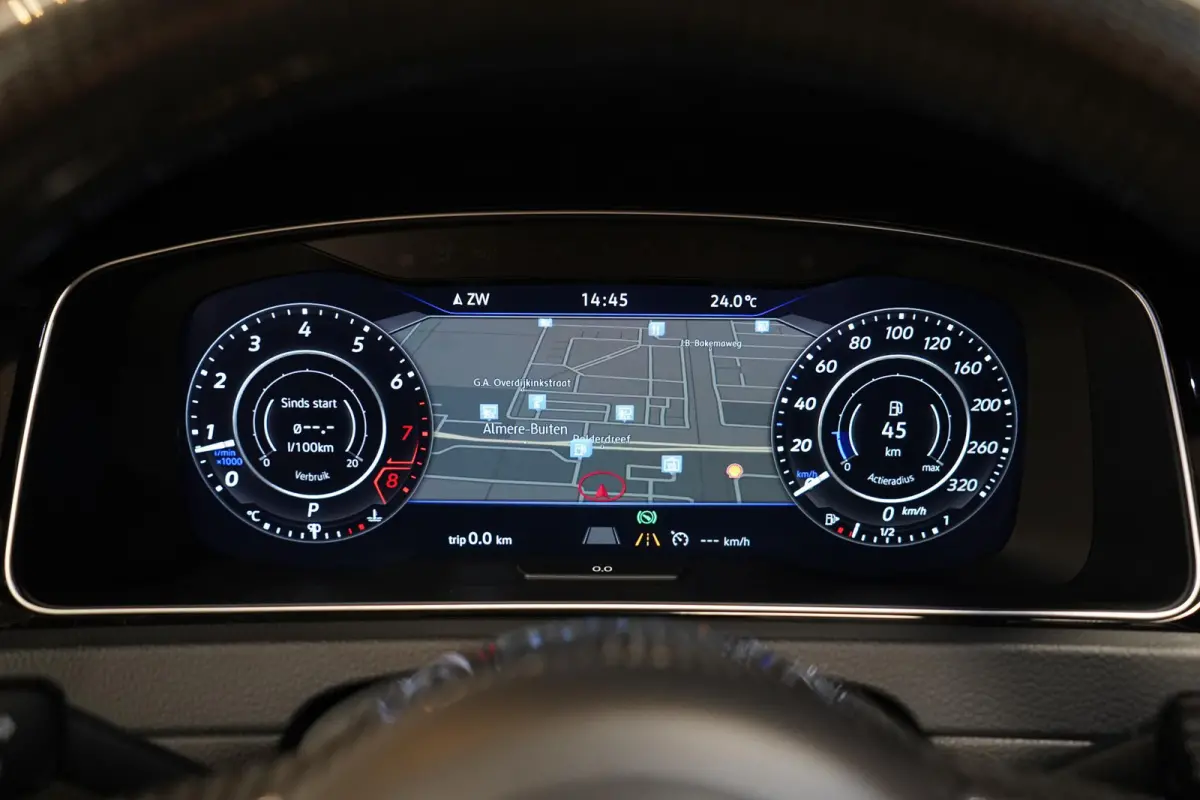2.0 TSI 4Motion R BOMVOL|AKRA||MEMORY|