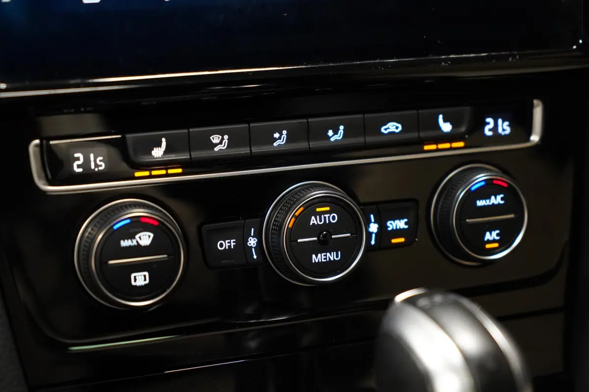 2.0 TSI 4Motion R BOMVOL|AKRA||MEMORY|