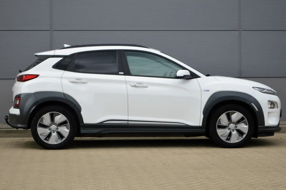 EV Premium Sky 64 kWh