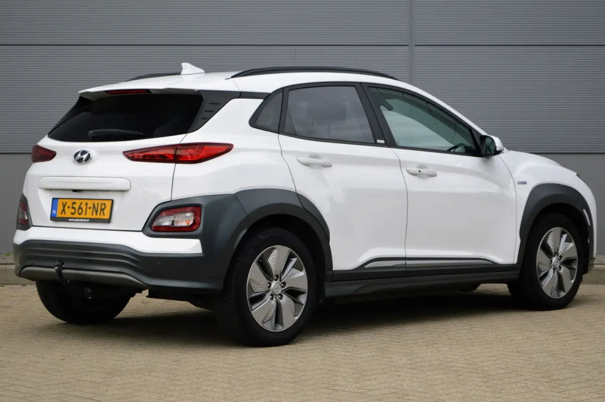 EV Premium Sky 64 kWh