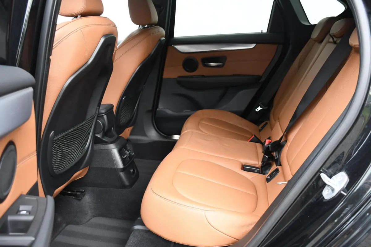 218i High Executive M-pakket Automaat