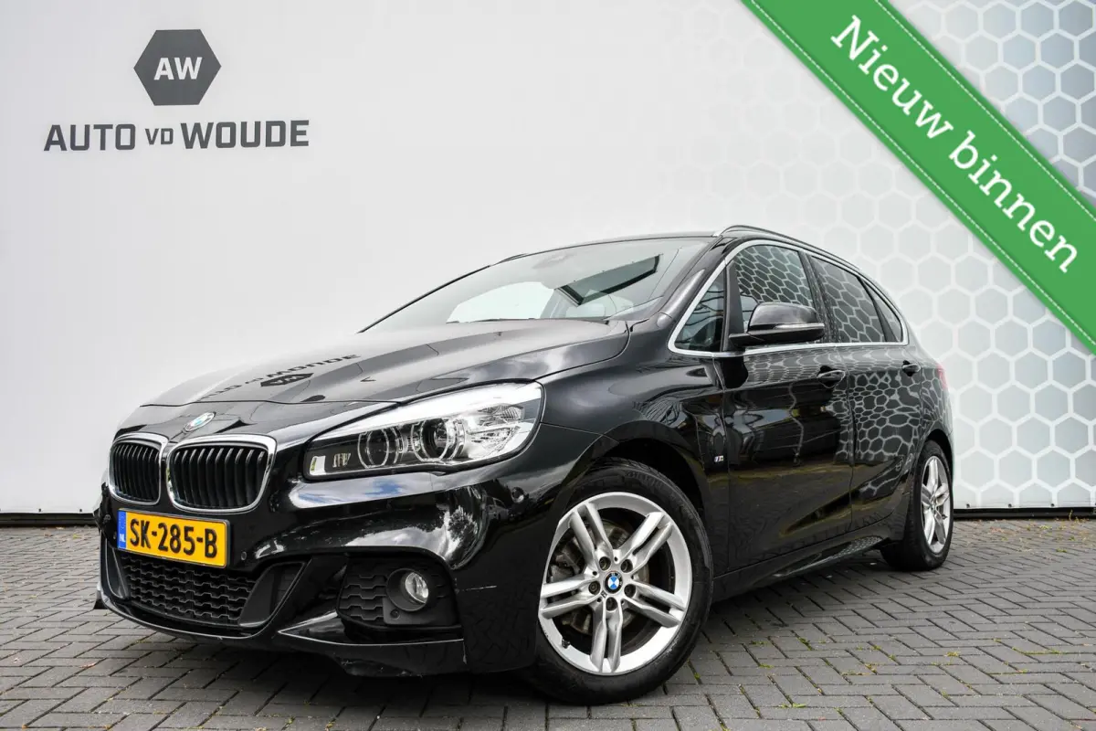 218i High Executive M-pakket Automaat