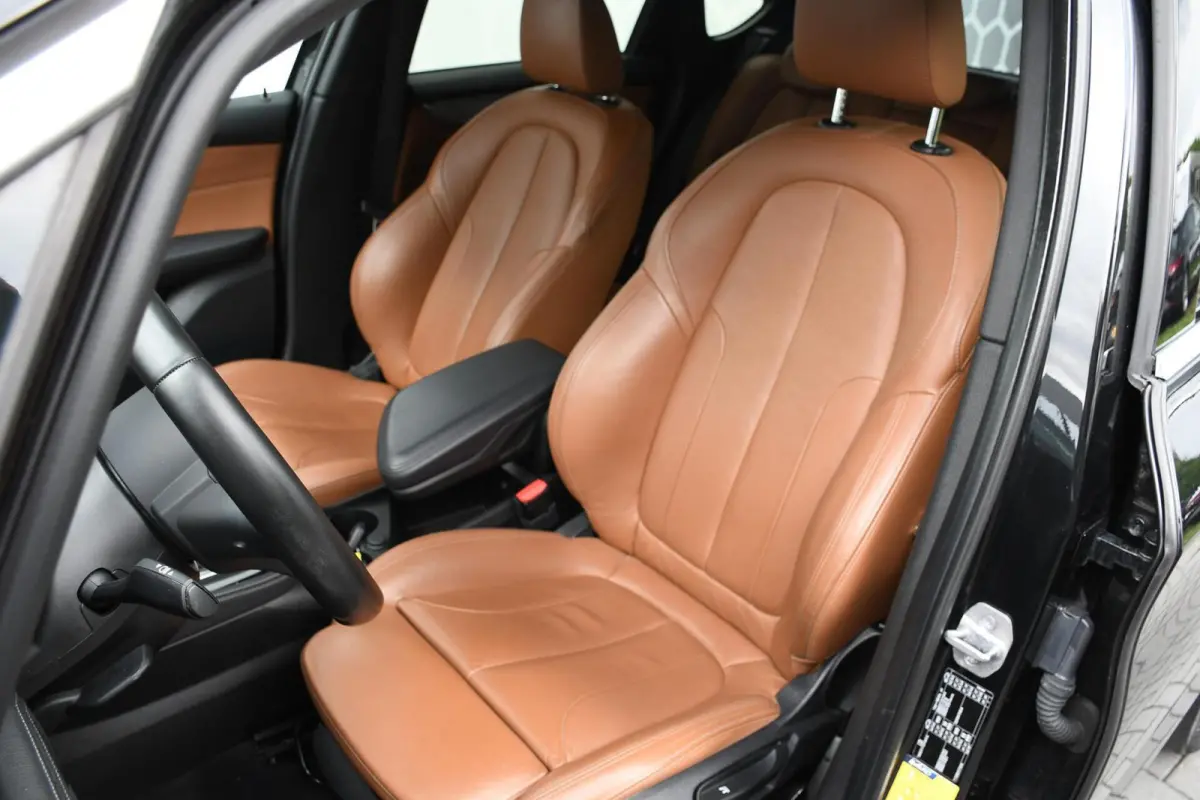 218i High Executive M-pakket Automaat