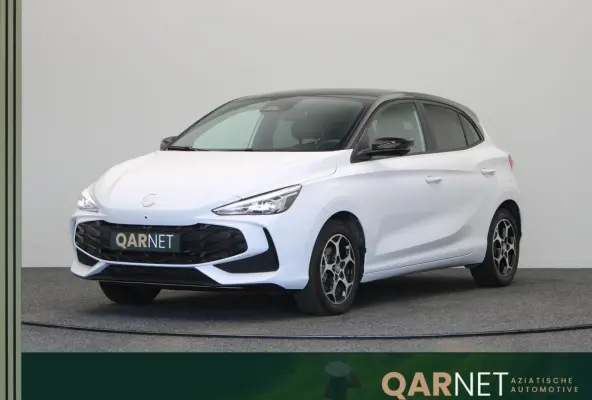 1.5 Luxury | Bi-Tone | Apple Carplay & Android Auto | Rondomzicht Camera | Stoel en Stuurwielverwarming |
