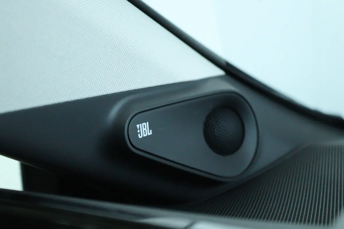 Dynamic | 10 Jaar Fabrieksgarantie | Adapt. Cruise | Stoelverwarming | Camera | Elektr. stoelen | Navi | Carplay | Climate