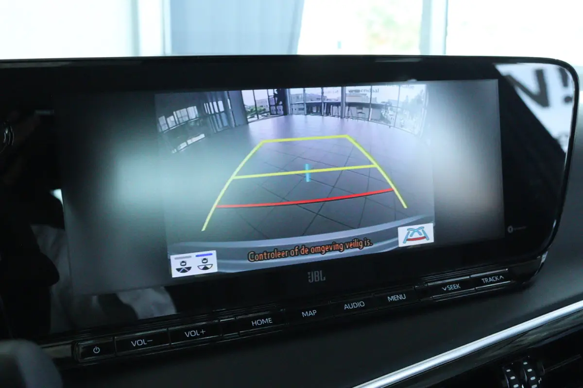 Dynamic | 10 Jaar Fabrieksgarantie | Adapt. Cruise | Stoelverwarming | Camera | Elektr. stoelen | Navi | Carplay | Climate