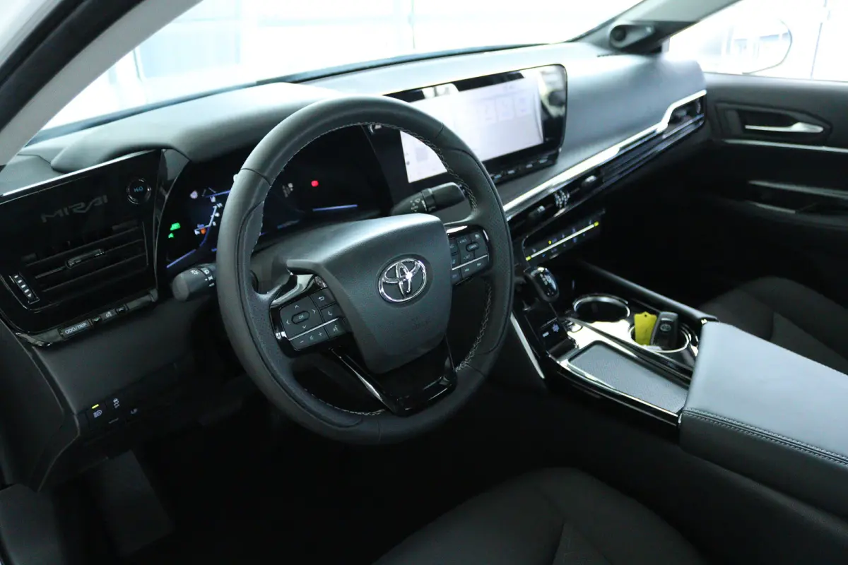 Dynamic | 10 Jaar Fabrieksgarantie | Adapt. Cruise | Stoelverwarming | Camera | Elektr. stoelen | Navi | Carplay | Climate